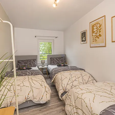 B5 Ruhiges 4-zimmer-studio Mit Balkon *